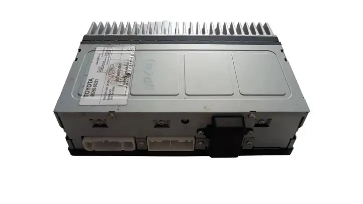 Toyota Land Cruiser (J120) (2002 - 2009) 8628060281 Усилитель звука — фото 4