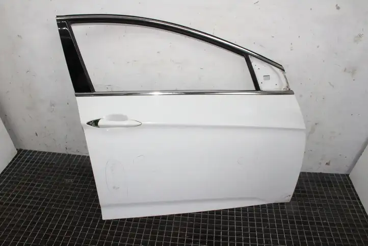 Hyundai i40 (2011 - ) Дверь — фото 1