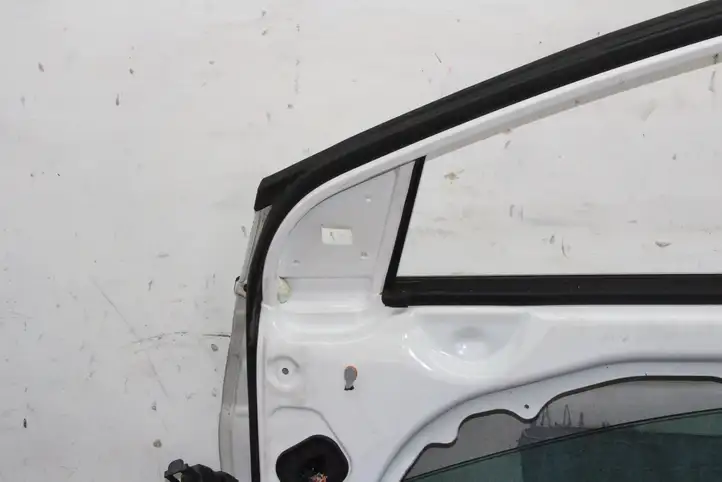 Hyundai i40 (2011 - ) Дверь — фото 7