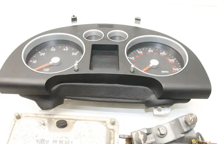 Audi TT Mk1 (1998 - 2003) 8N0906018H Комплект системы зажигания — фото 4