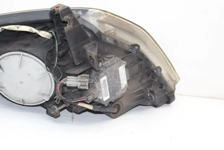 Nissan 350Z (2001 - 2009) Передняя фара — фото 2