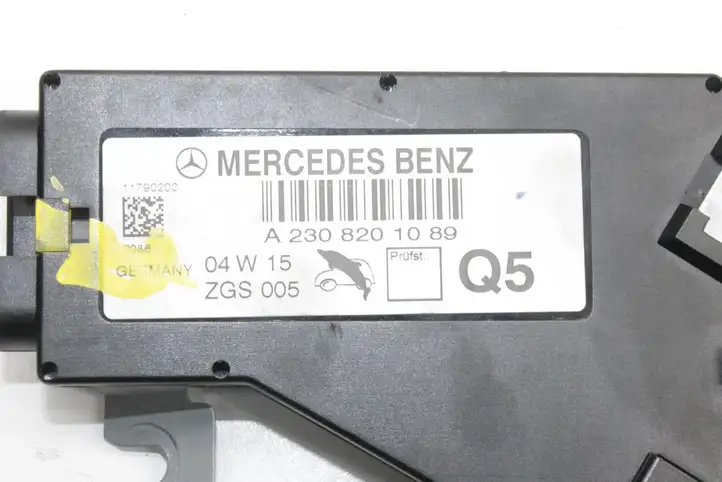 Mercedes-Benz SL R230 (2001 - 2012) A2308201089 Усилитель антенны — фото 8