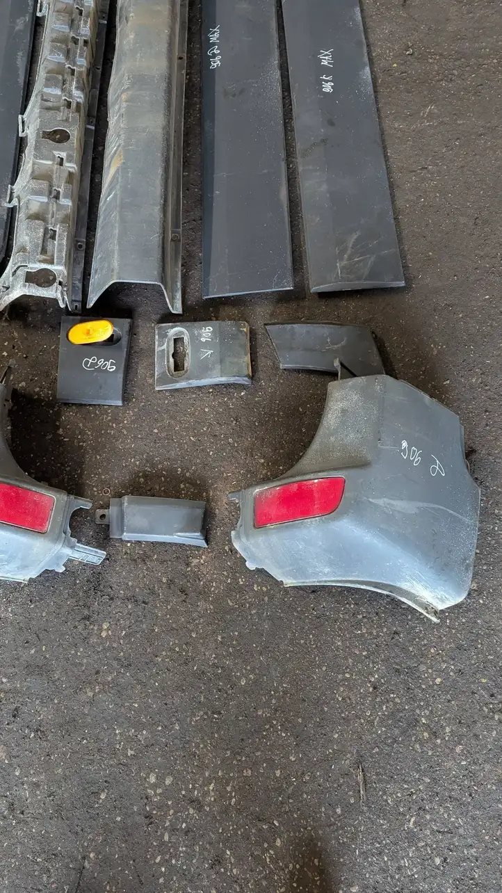 Mercedes-Benz Sprinter W906 (2006 - 2018) A9066900262 Комплект брызговиков — фото 14