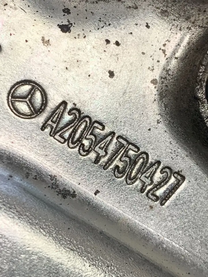 Mercedes-Benz C W205 (2014 - 2021) A2054750427 Кронштейн бака AdBlue — фото 4