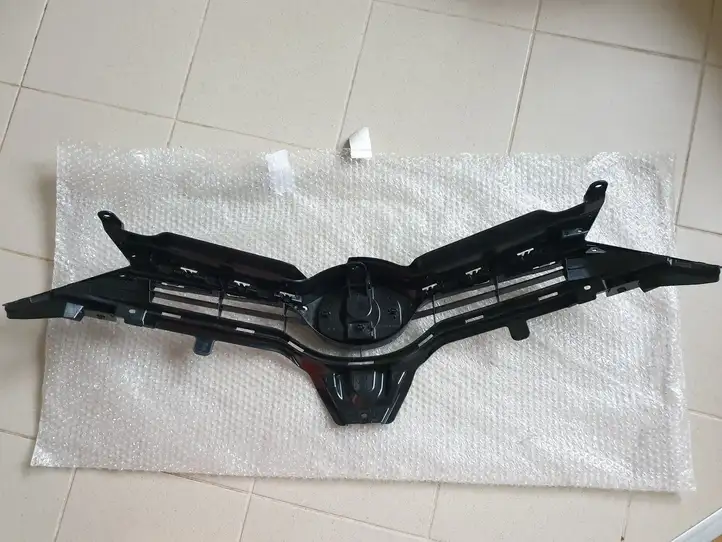 Toyota Auris E180 (2012 - 2018) 5311402380 Вентиляционная решетка кузова — фото 2