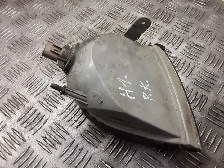 Hyundai H-1, Starex, Satellite (2004 - 2007) 923014A5 Указатель поворота передний — фото 2