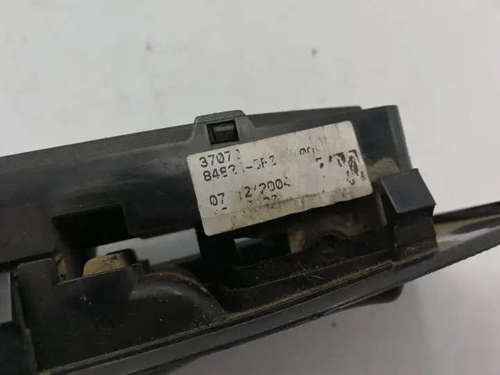 Toyota Corolla Verso AR10 (2004 - 2009) 848200F030 Блок кнопок стеклоподъемников — фото 3