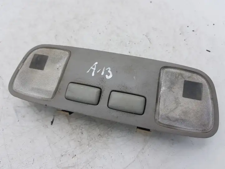 Toyota Avensis Verso (2001 - 2004) Передняя подсветка — фото 1