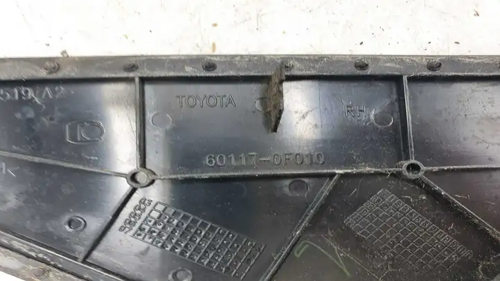 Toyota Corolla Verso AR10 (2004 - 2009) 601170F010 Прочие детали салона — фото 3