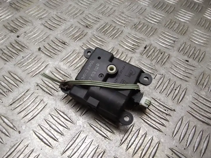 Nissan Qashqai (2006 - 2010) 3J01030850 Двигатель задвижки потока воздуха — фото 1