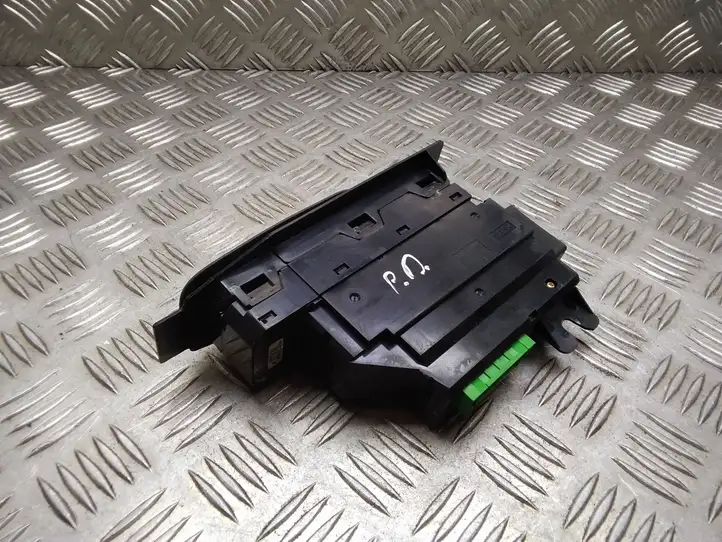 Volvo S60 (2000 - 2004) 8682950 Кнопка стеклоподъемников — фото 4
