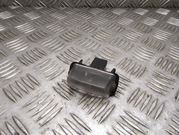 Citroen C4 I Picasso (2006 - 2013) 71907190 Подсветка номера — фото 1