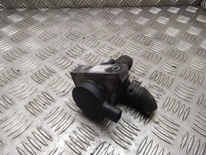 Audi A3/S3 8P (2004 - 2008) 1K0965561G Электроциркуляционный насос — фото 1