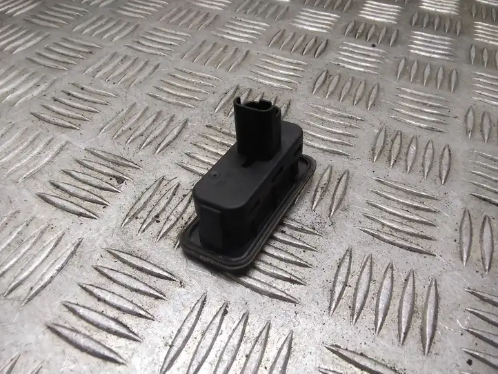 Renault Laguna III (2007 - 2015) 8200076256 Кнопка закрытия крышки багажника — фото 4