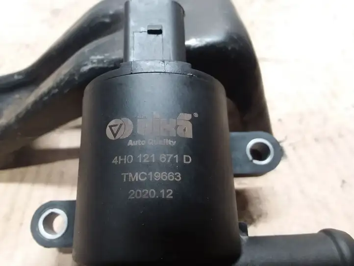 Audi A6 C7 (2011 - 2014) 4H0121671D Электроциркуляционный насос — фото 2