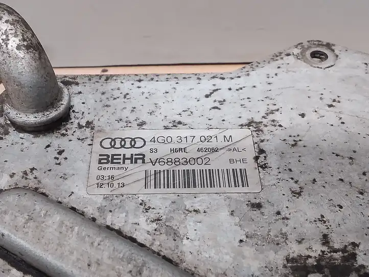 Audi A6 S6 C6 4F (2004 - 2008) 4G0317021M Радиатор охлаждения масла трансмиссии — фото 2