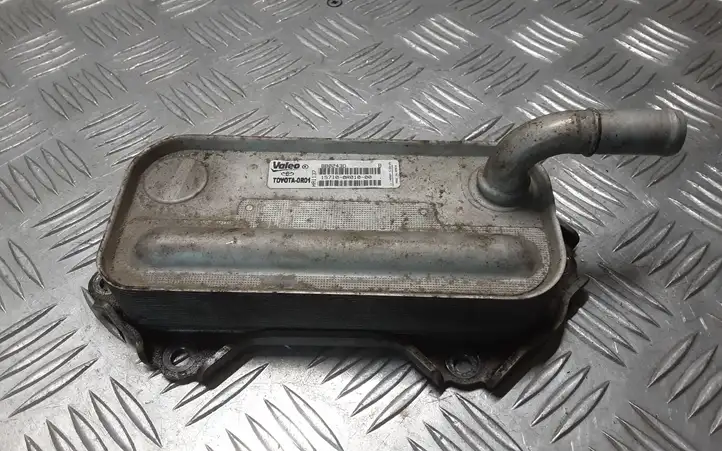 Toyota Avensis T250 (2006 - 2009) 157100R010 Кронштейн масляного фильтра — фото 1