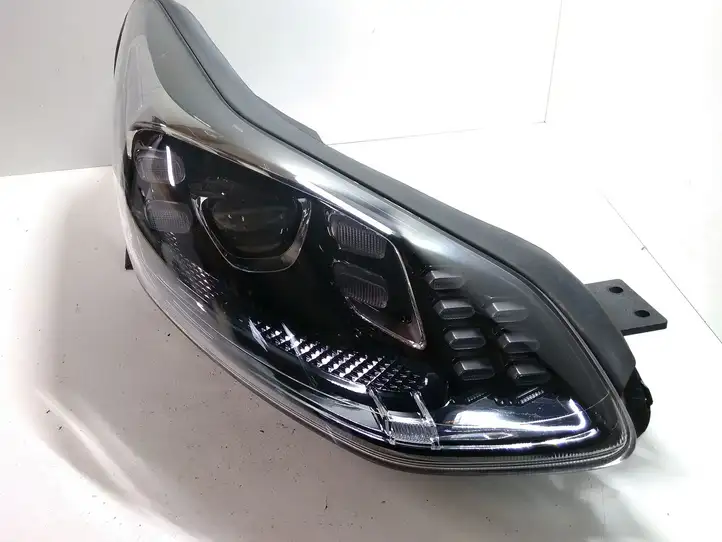 Kia Sportage (2018 - 2021) F192102200 Передняя фара — фото 9