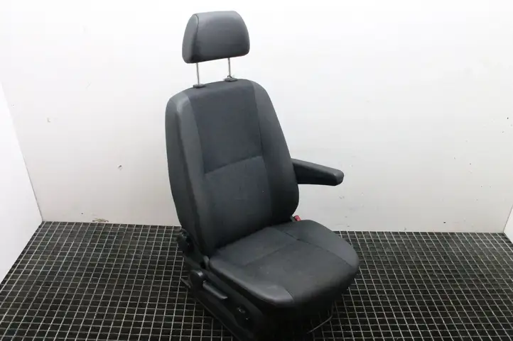 Volkswagen Crafter (2006 - 2016) Переднее сиденье пассажира — фото 1
