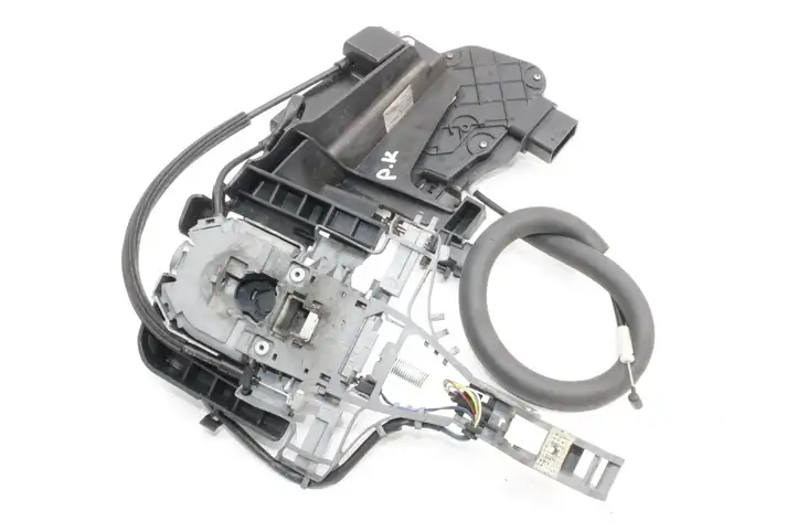 Jaguar XK - XKR (2004 - 2006) 6W83203A29DE Замок ручки двери — фото 1