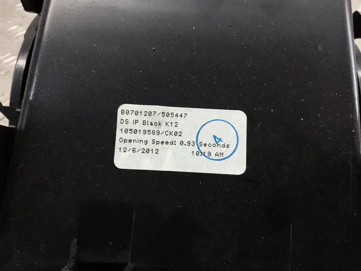 BMW X3 F25 (2010 - 2017) 9184154 Вещевой ящик — фото 11