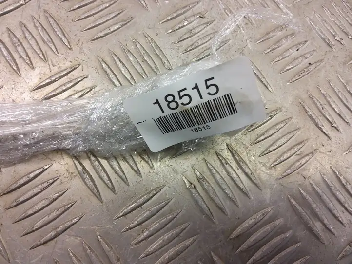 BMW X1 F48 F49 (2015 - 2022) 9289101 Трубки и шланги кондиционера — фото 2