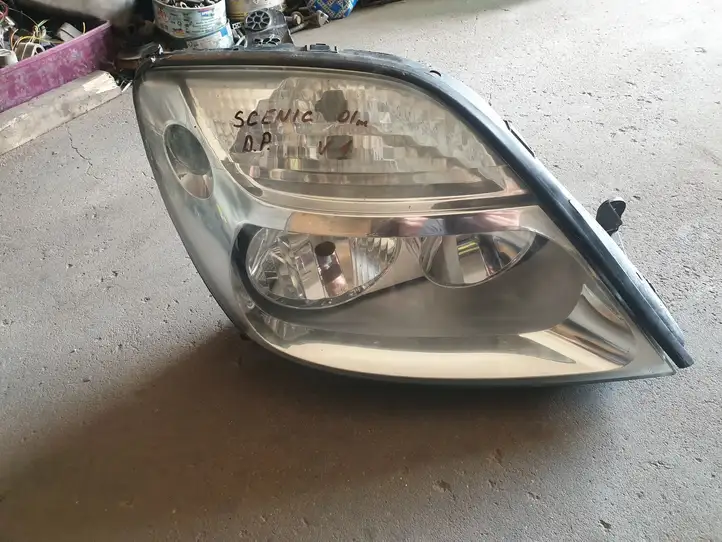 Renault Scenic I (1996 - 2003) Передняя фара — фото 2