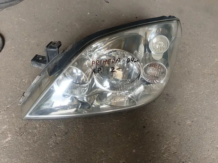 Nissan Primera (2001 - 2008) Передняя фара — фото 2