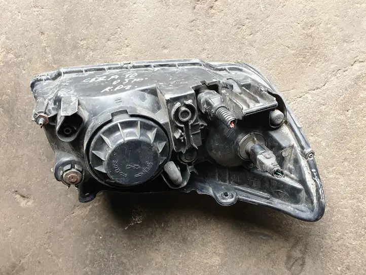 Kia Cerato (2003 - 2007) Передняя фара — фото 2