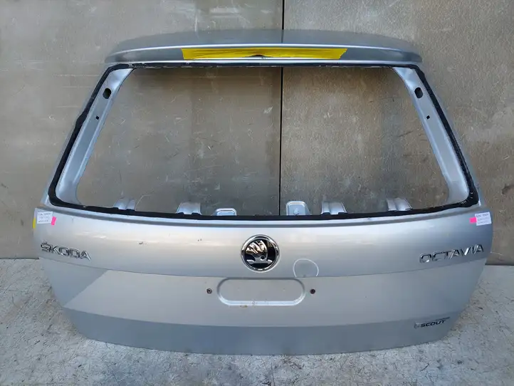 Skoda Octavia Mk3 (5E) (2013 - 2019) 5E9827173 Крышка багажника — фото 1