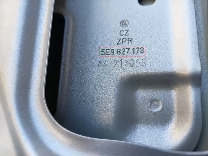 Skoda Octavia Mk3 (5E) (2013 - 2019) 5E9827173 Крышка багажника — фото 5
