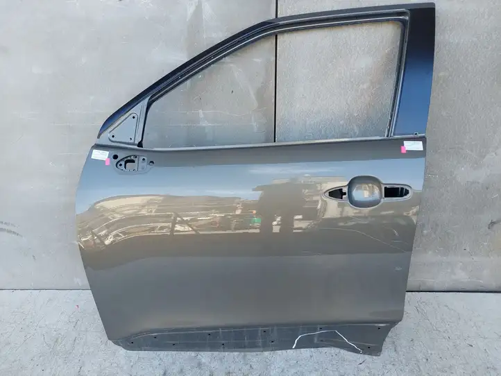 Toyota Yaris Cross (2020 - ) Дверь — фото 1