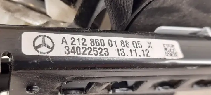 Mercedes-Benz E W212 (2009 - 2016) Задний ремень безопасности — фото 7