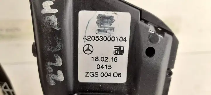Mercedes-Benz C W205 (2014 - 2021) Педаль акселератора — фото 3