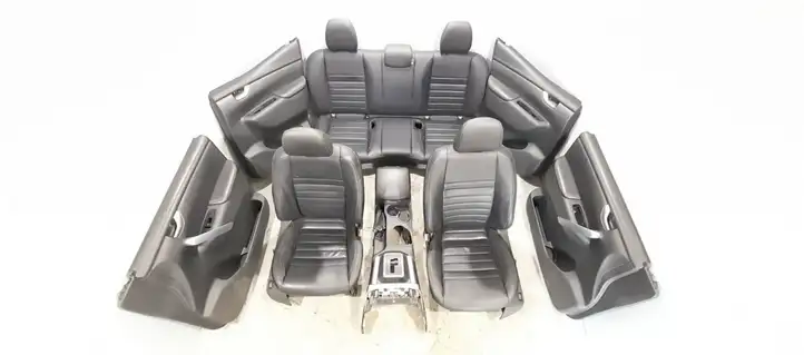 Mercedes-Benz W470 (2017 - 2020) Комплект отделки дверей — фото 6