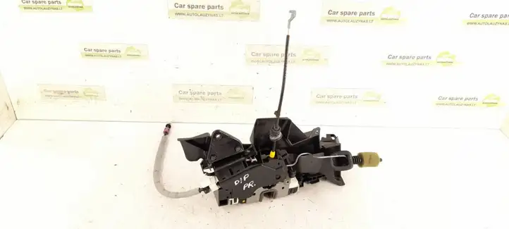 Mercedes-Benz C W204 (2007 - 2014) Замок передней двери — фото 2
