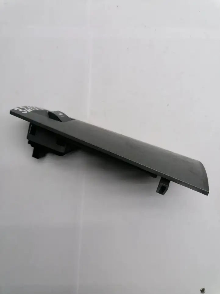 BMW 7 E65 E66 (2001 - 2008) 8379597 Кнопка стеклоподъемников — фото 3