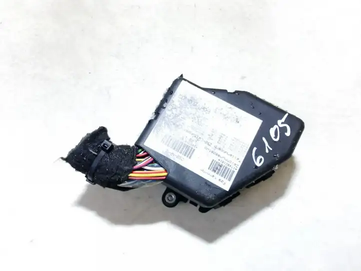 Audi TT Mk1 (1998 - 2003) 045016795001 Блок предохранителей (комплект) — фото 2