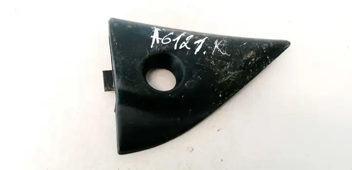 Toyota Yaris (2005 - 2009) 674920D020 Прочие детали салона — фото 1