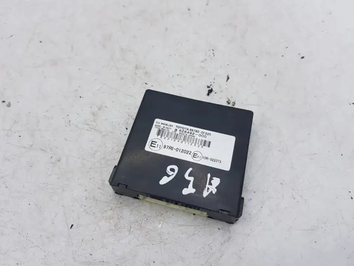 Toyota Corolla Verso AR10 (2004 - 2009) 897800F020 Блок иммобилайзера — фото 1