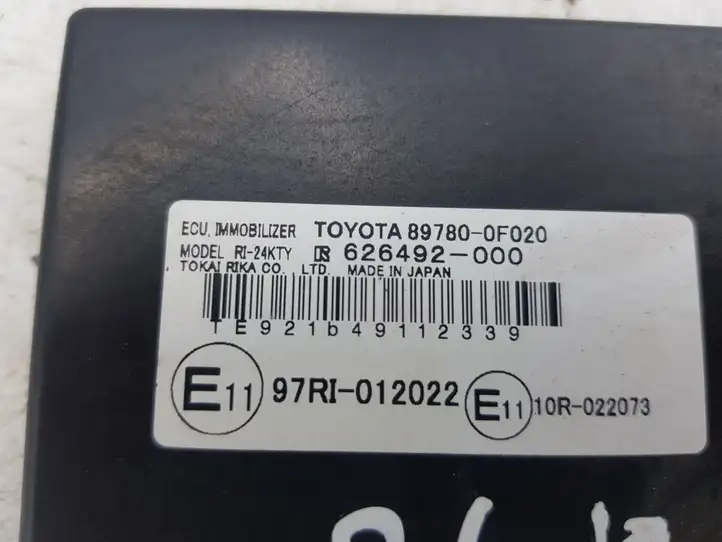 Toyota Corolla Verso AR10 (2004 - 2009) 897800F020 Блок иммобилайзера — фото 2