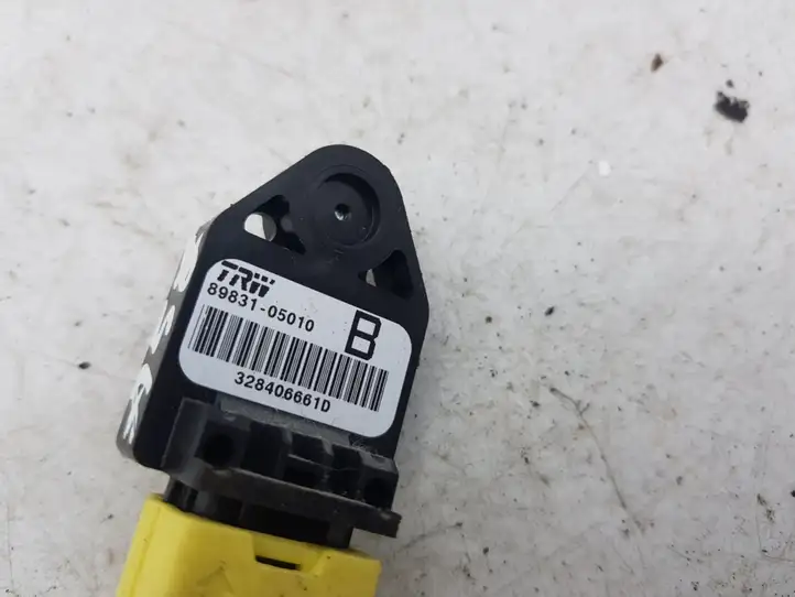 Toyota Corolla Verso AR10 (2004 - 2009) 8983105010 Датчик удара SRS — фото 3