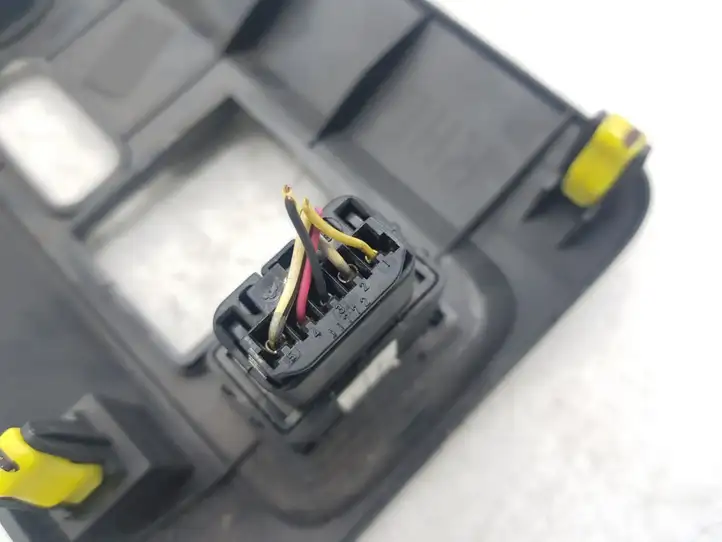 Toyota Corolla Verso AR10 (2004 - 2009) 554470F010 Накладка кнопки регулировки зеркал — фото 2