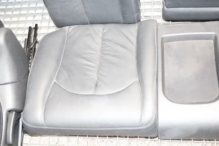 Mercedes-Benz CLK A209,C209 (2002 - 2009) Комплект салона — фото 2