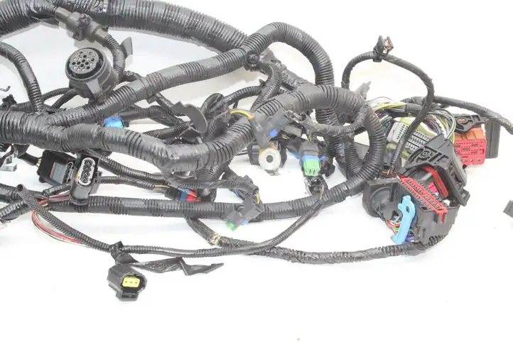 Ford Kuga I (2008 - 2012) AV4T12A690BB Проводка двигателя — фото 3