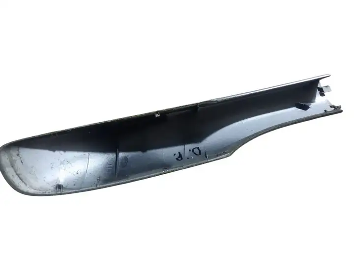 Toyota Corolla Verso AR10 (2004 - 2009) 458221 Крышка рейлинга — фото 2