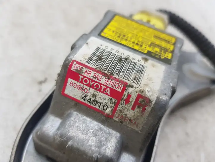 Toyota Avensis Verso (2001 - 2004) 8986044010 Датчик удара SRS — фото 2