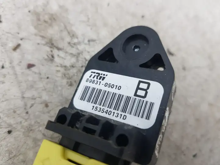 Nissan X-Trail T30 (2001 - 2007) 8983105010 Датчик удара SRS — фото 2
