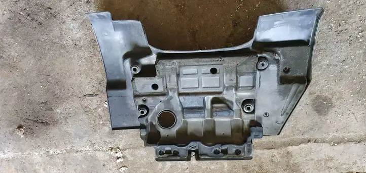 Toyota Corolla Verso E121 (2001 - 2004) Крышка двигателя декоративная — фото 3