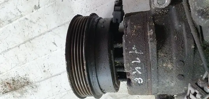 Toyota Avensis Verso (2001 - 2004) 4472204221 Компрессор (насос) кондиционера воздуха — фото 3